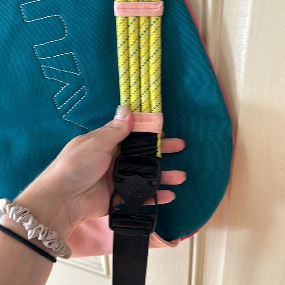 Kavu Rope Sling Pack - Picture 6 of 6